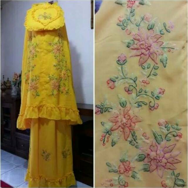 Mukena Sulam Bayang Bukittinggi Warna