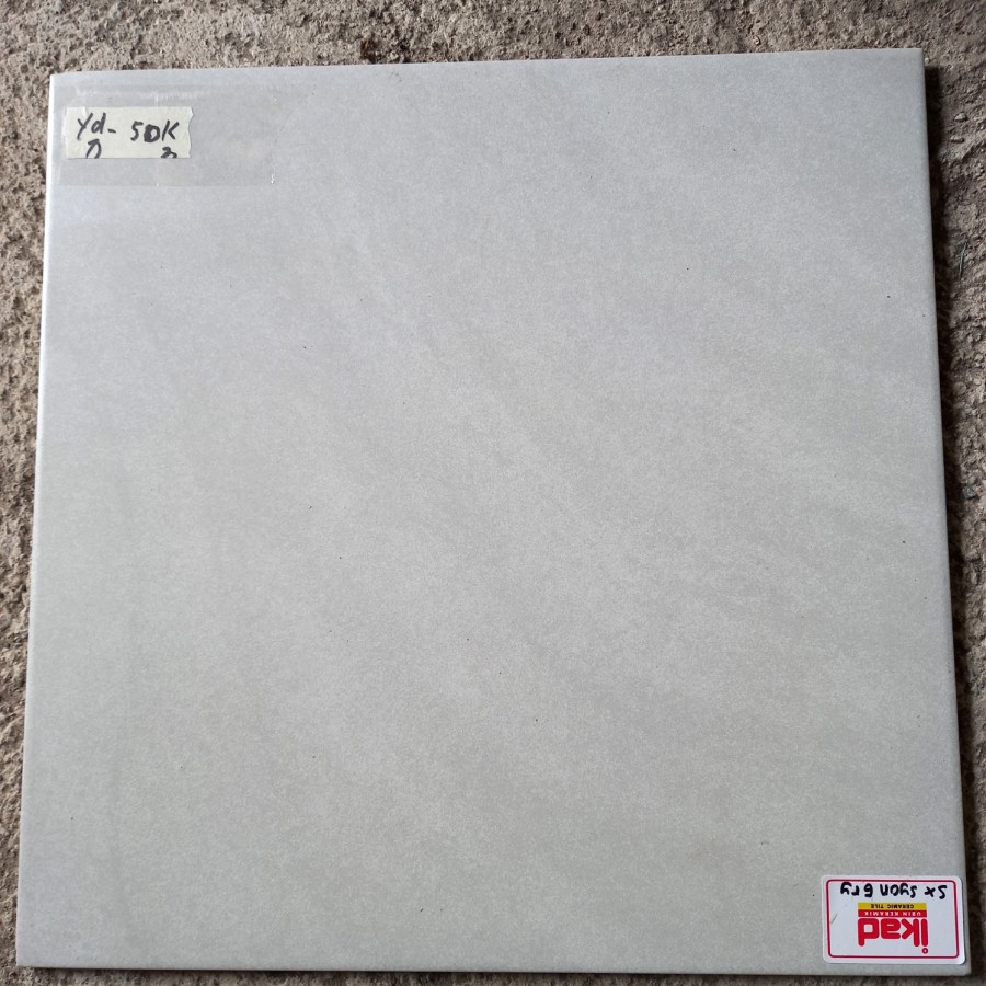 KERAMIK LANTAI 40X4O MATT KASAR ABU SYON GREY IKAD