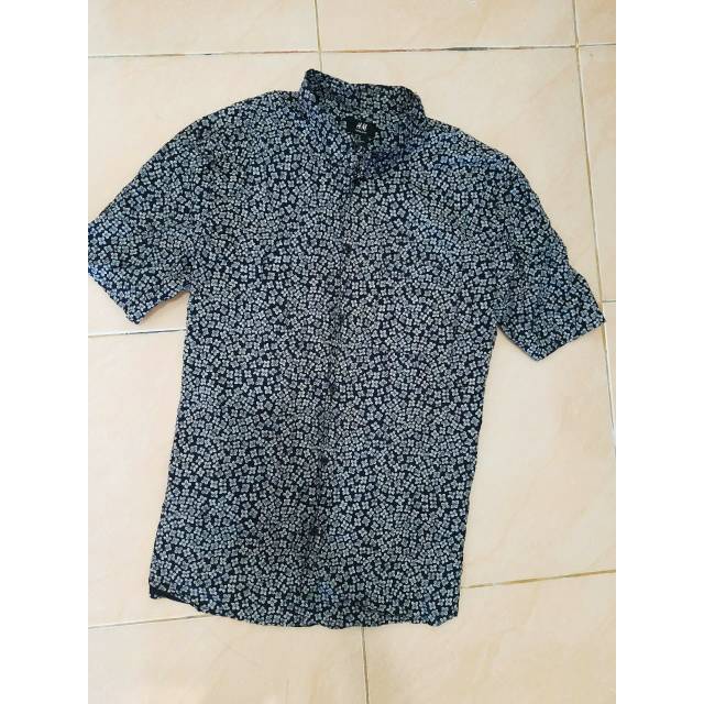 KEMEJA H&M MOTIF FLORAL