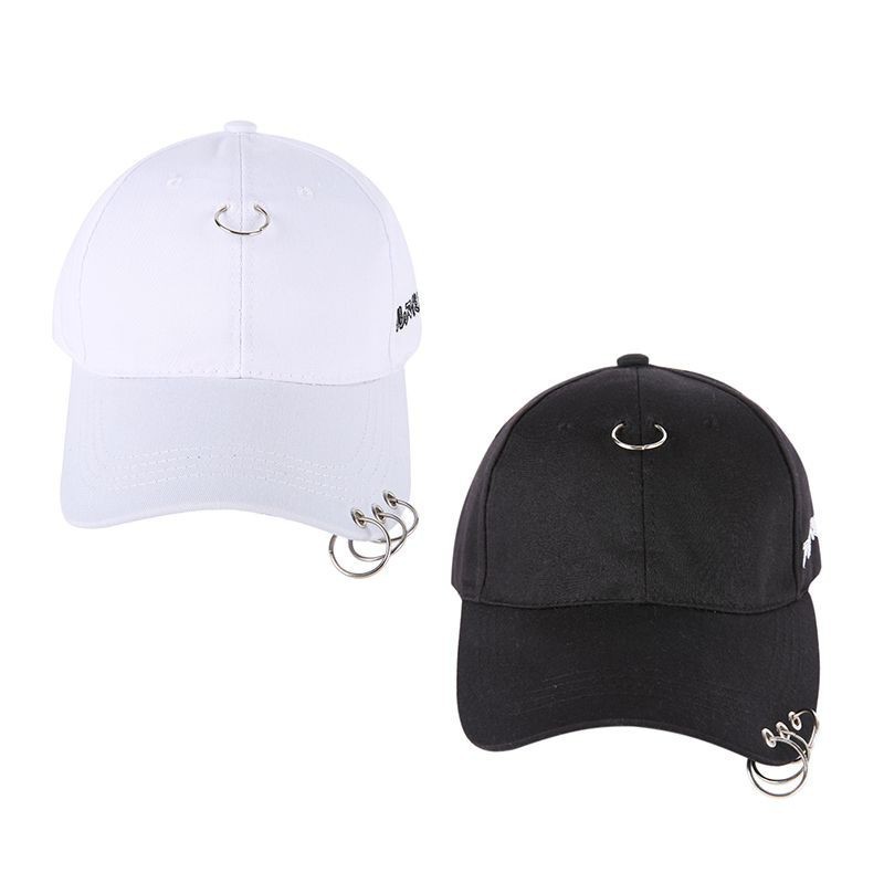 Topi Baseball Katun Motif Bordir Tulisan Aksen Ring Metal Topi Baseball Katun Motif Bordir Tulisan Aksen Ring Metal