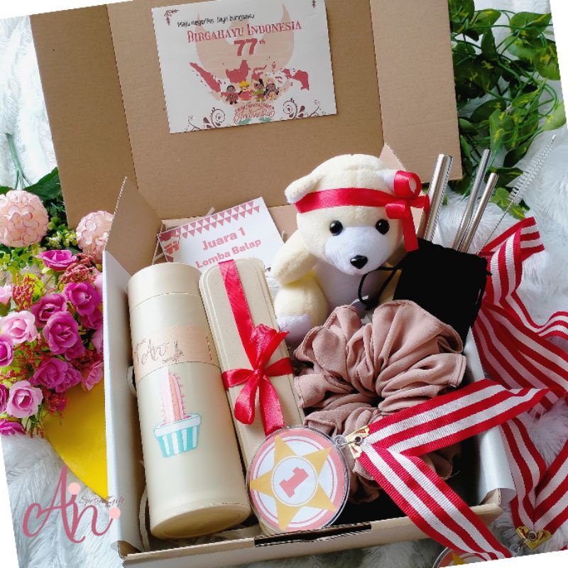 

HAMPERS GIFT BOX KADO HADIAH NEW NORMAL BOTOL MINUM STRAW