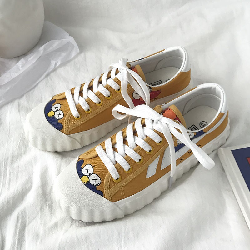  Sepatu  Sneakers  Model Korea Bahan Kanvas Warna  Putih untuk  