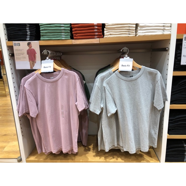 kaos polos uniqlo
