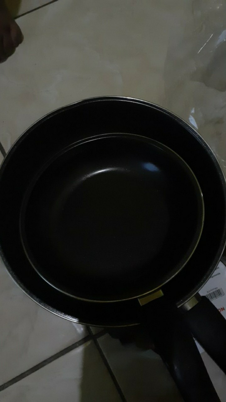 Maspion Wajan Penggorengan Anti Lengket Set 18cm+23cm - Hitam