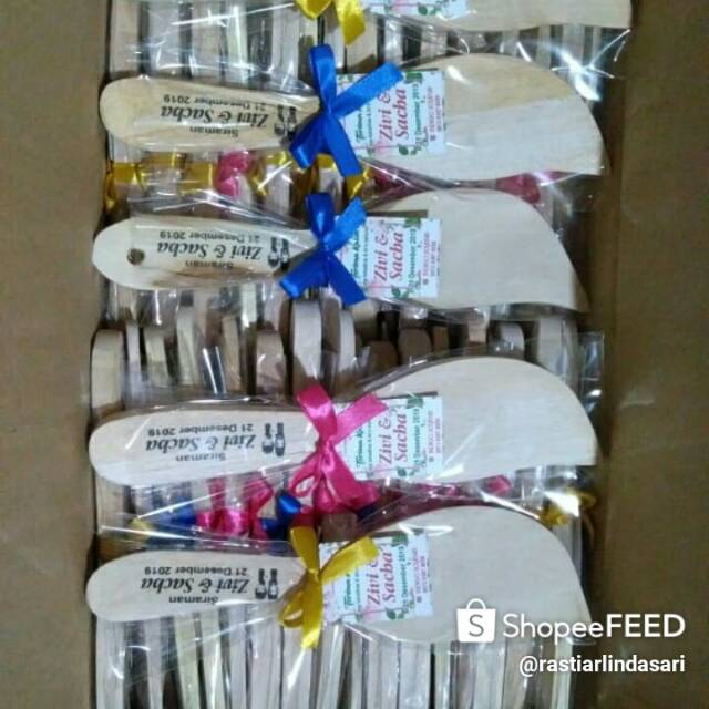 sovenir pernikahan centong kayu free kemas & kartu nama