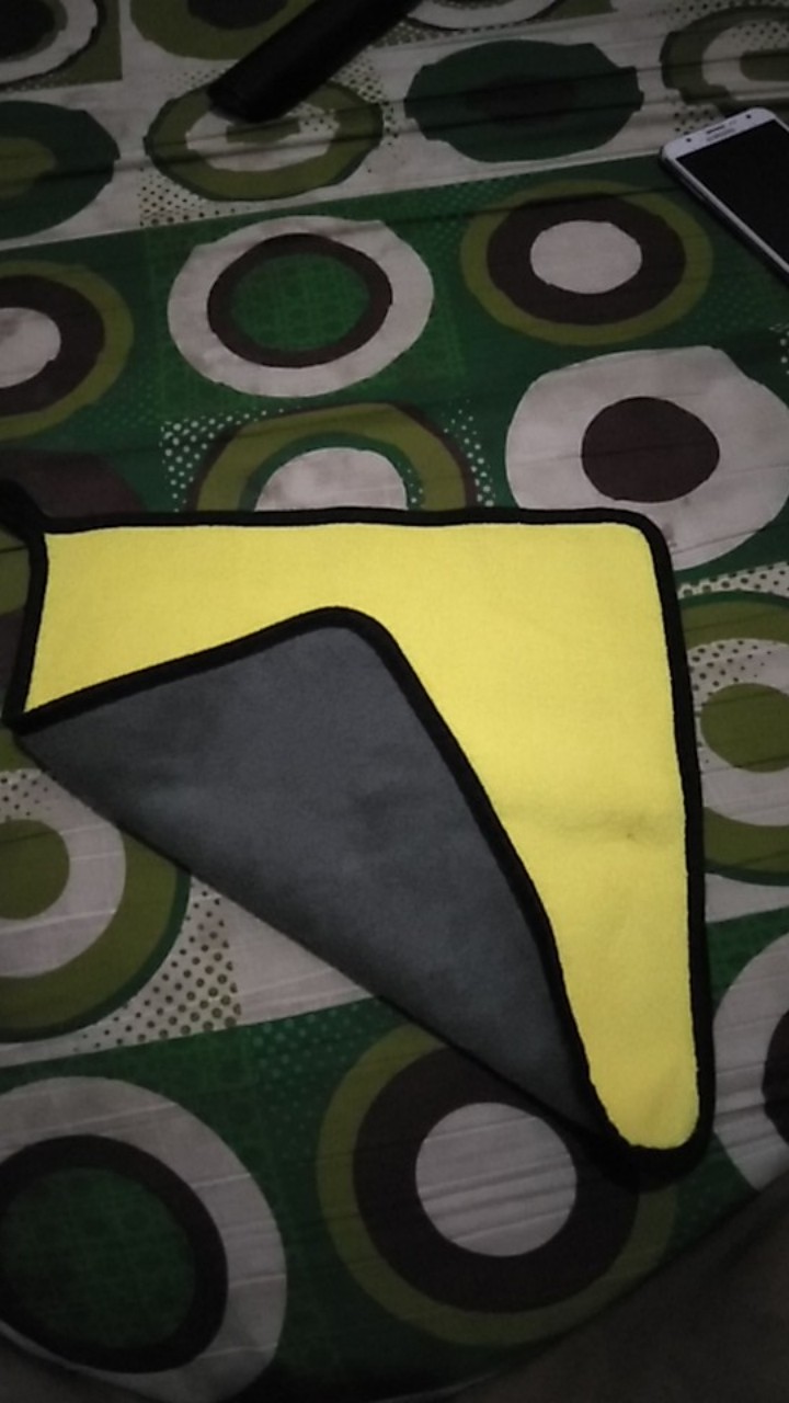 Lap Mobil Microfiber Lembut Tebal Anti Lecet Serbaguna 2 Warna Ukuran 30x30 Cm