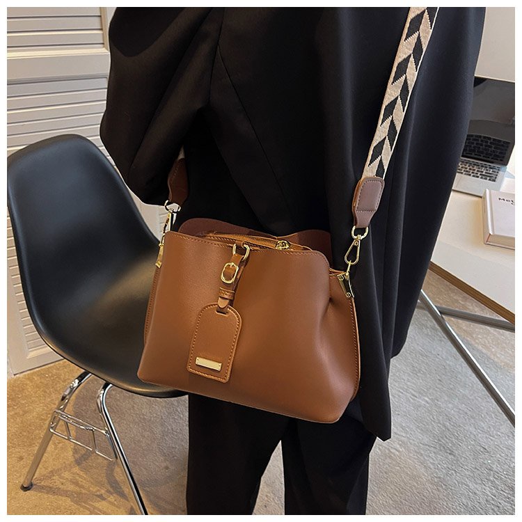 ( 2PC 1KG ) GTBI998877981 New Arrival  !!!  Tas Selempang Wanita Import  Premium Terbaru