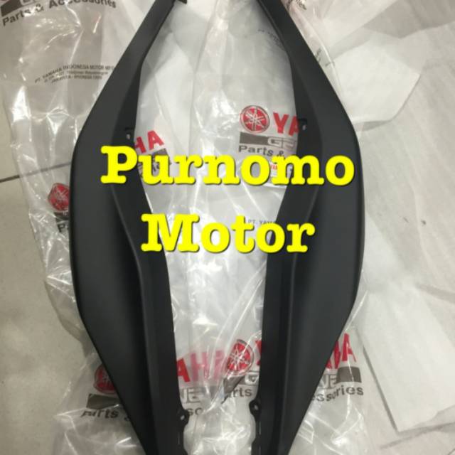 Cover body belakang aerox 155 sepasang hitam doff Original Yamaha