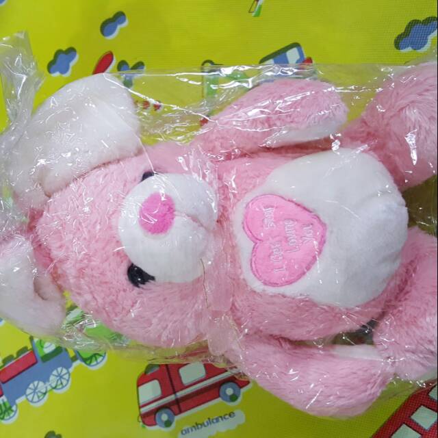 Boneka beruang love