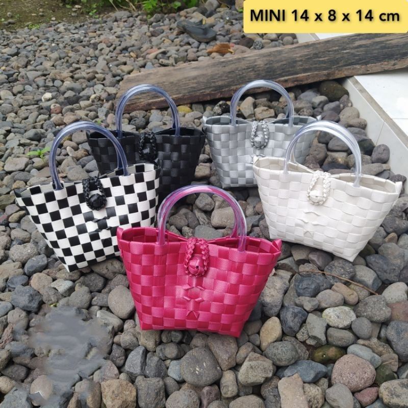 Jual Tas selempang anyaman mini bahan tali strapping Shopee Indonesia