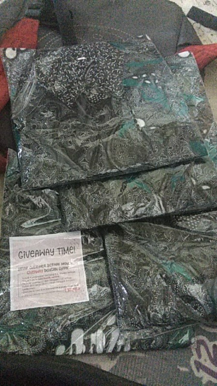 Batik Couple Keluarga Sania Ruffle Ori Ndoro Jowi Dnt Sekar Abu