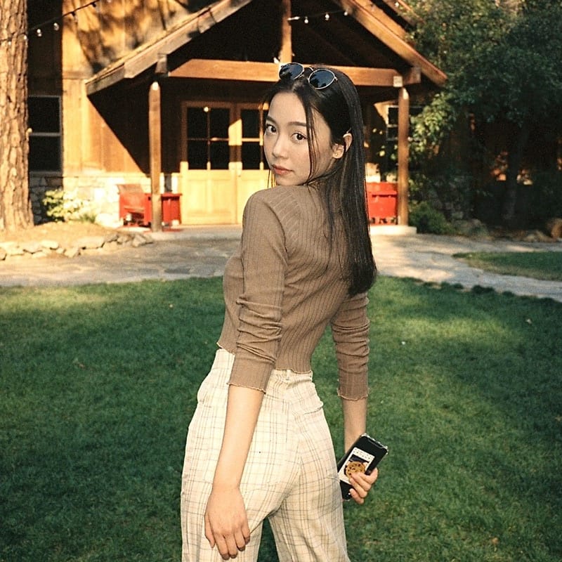 BEFAST - ZEC OOTD Cardigan AISTE / Walnut Crop Cardigan RIB / Cardigan Terbaru / Cardi Kekinian Remaja / Outer Trendy / Cardi Polos Bahan RIB / OOTD Ala Style Korean / Cerdigan Terlaris / Cardi Crop Terbaru 2022