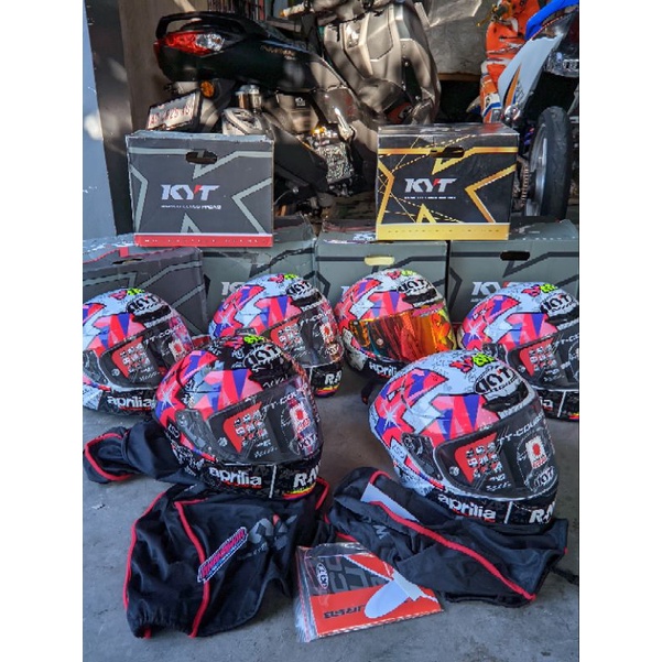 Kyt TT-Course Repaint Aleix Espargaro