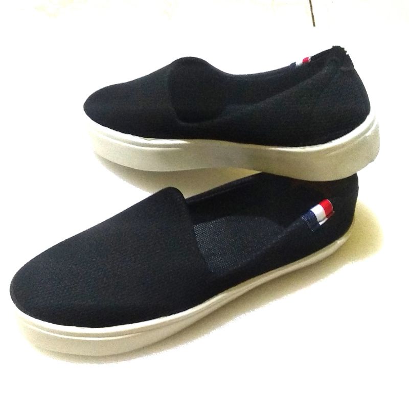 Sepatu Wanita Model Terbaru Korean Slip On Terbaru