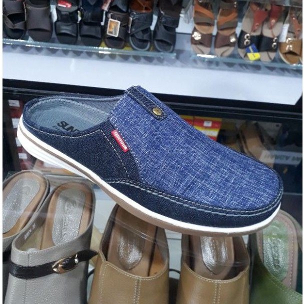 sepatu sandal slop bahan levis Suntour biru original