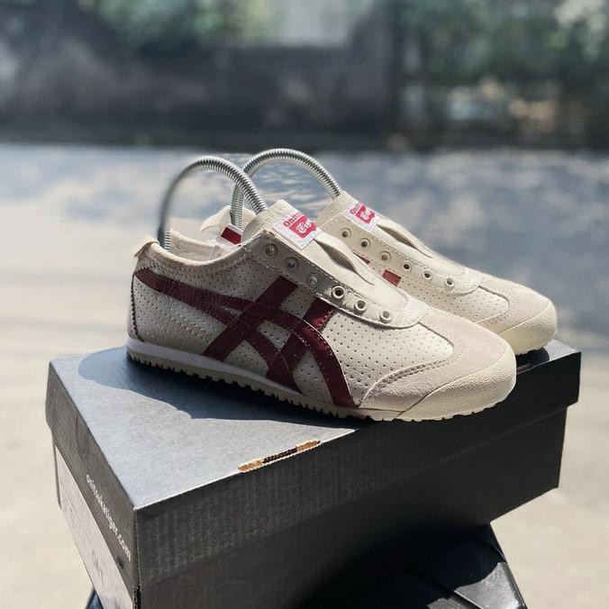 On Sale  Slipon Pria Remaja► Onitsuka Tiger Slip On White Maroon Promo