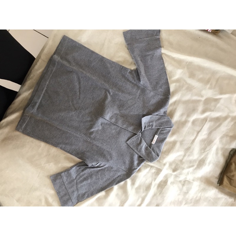 Preloved Murah - Kemeja Crop Grey