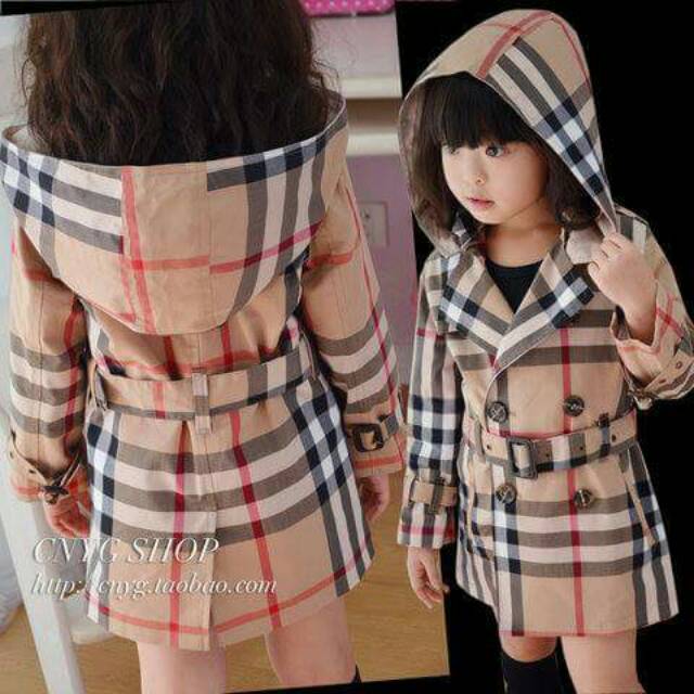 Jaket Burberry