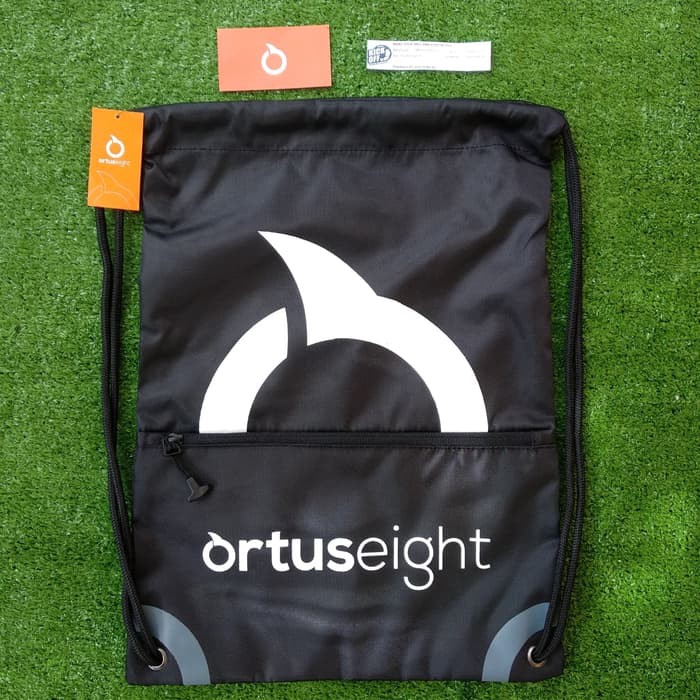 ORTUSEIGHT STRING BAG - BLACK/WHITE