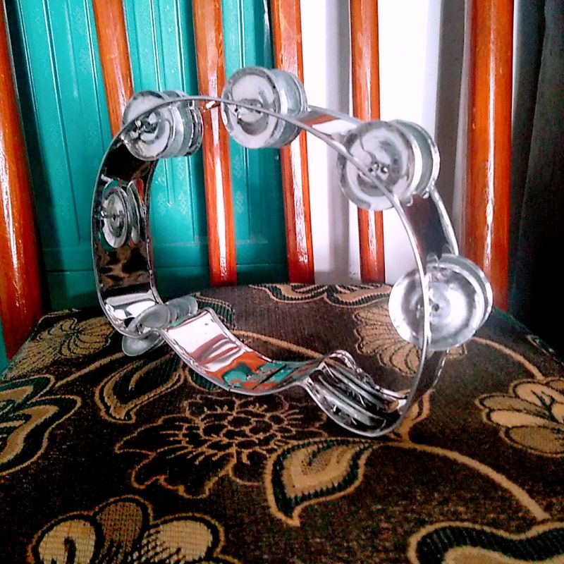 kecrek stanlees singgel tamborin