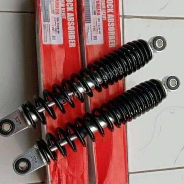 Sok belakang Yamaha Jupiter z Vega zr