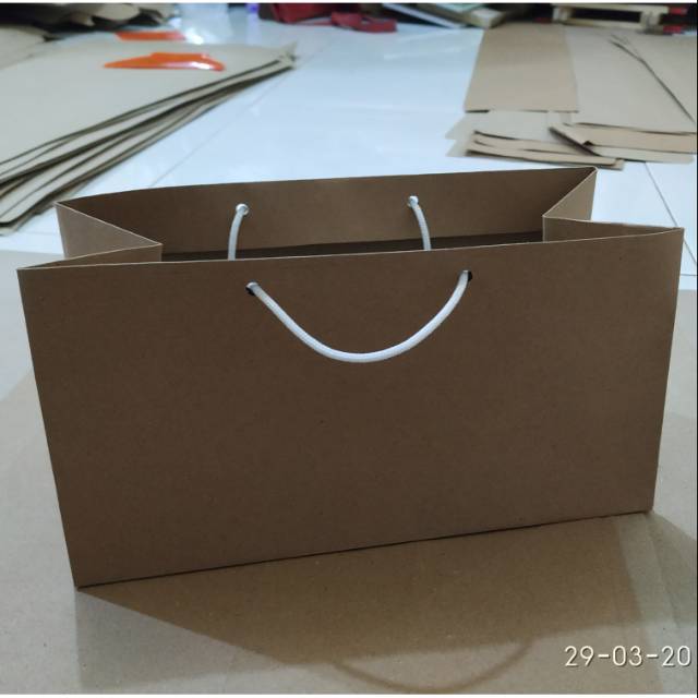 

Paperbag 25×11,5×13