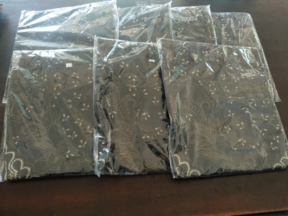 ( 1kg=5pcs) Kemeja Batik Lengan Pendek Batik Parang Peksi  Batik Solo Seragam Batik Kerja