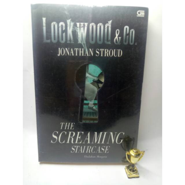 THE SCREAMING STAIRCASE