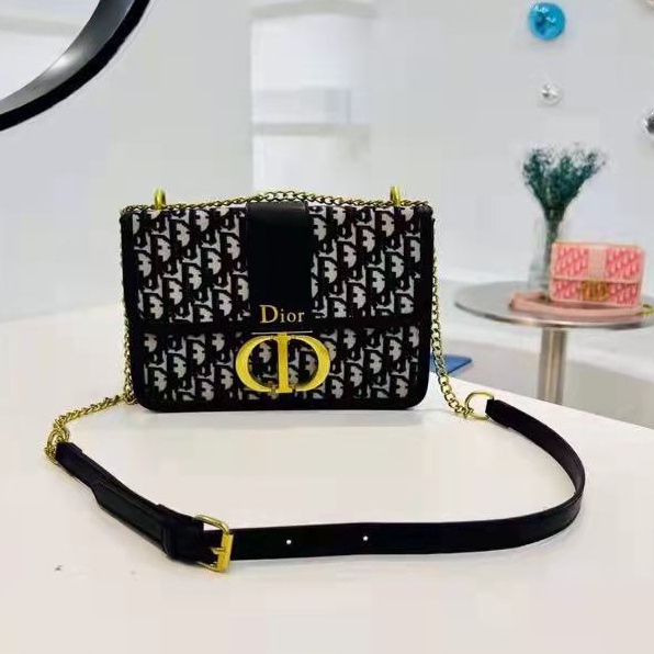 GG TAS CH PREMIUM / TAS SELEMPANG CH / TAS WANITA CH