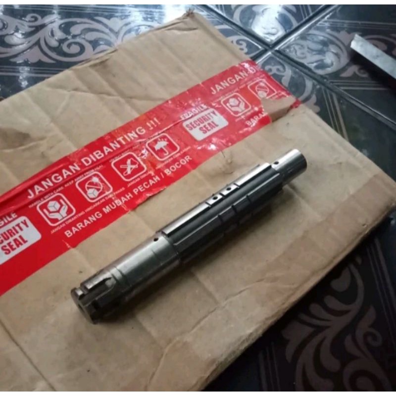 as gear cb 150 r old k15 cbr lokal k45A.