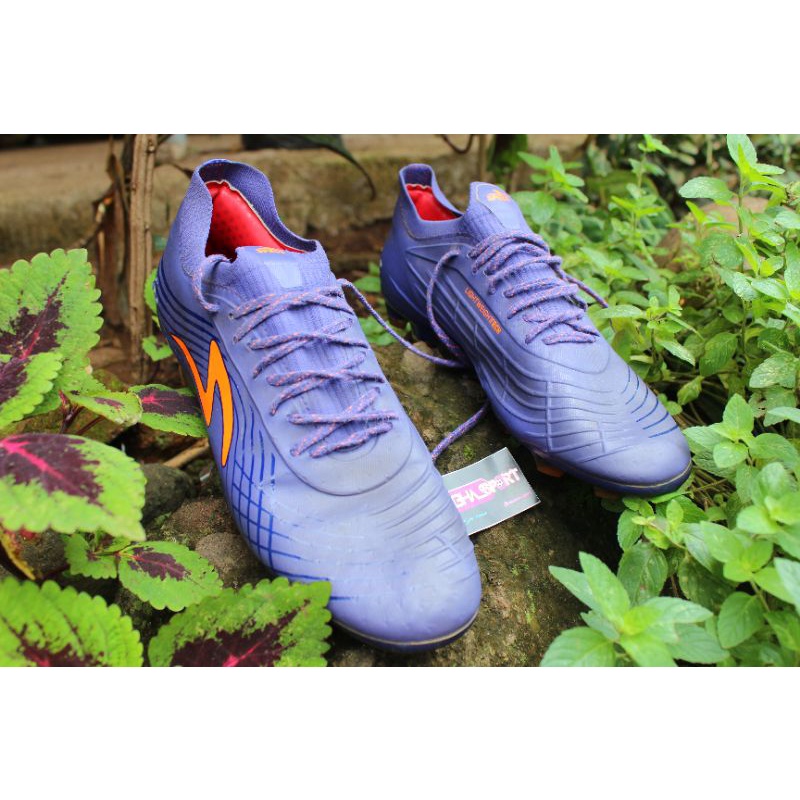 Sepatu bola specs lightspeed II fg elite