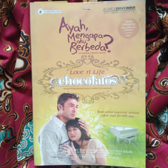 Ayah mengapa aku berbeda ?