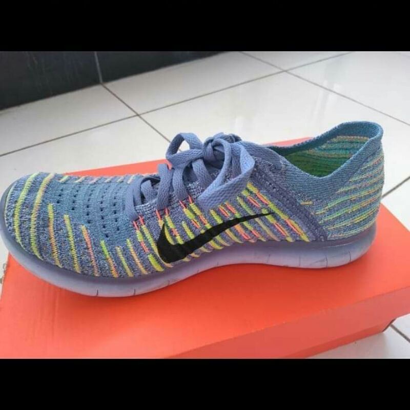 Nike WMNS Free RN Flyknit