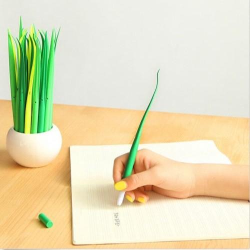 

ALAT TULIS CUTIE Pulpen Korea Bentuk Rumput Kartun Kawaii untuk Sekolah / Kantor