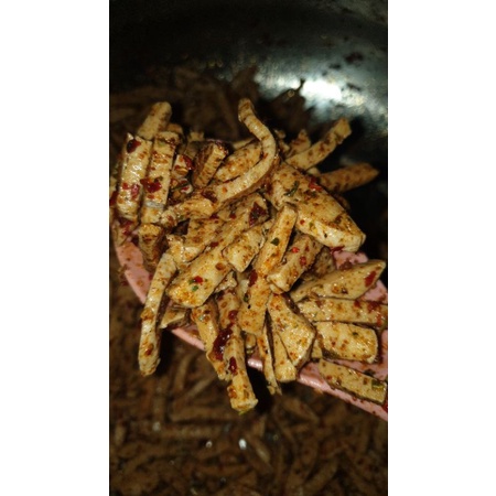 

Cemilan uul (Basreng pedas daun jeruk) 500 gr