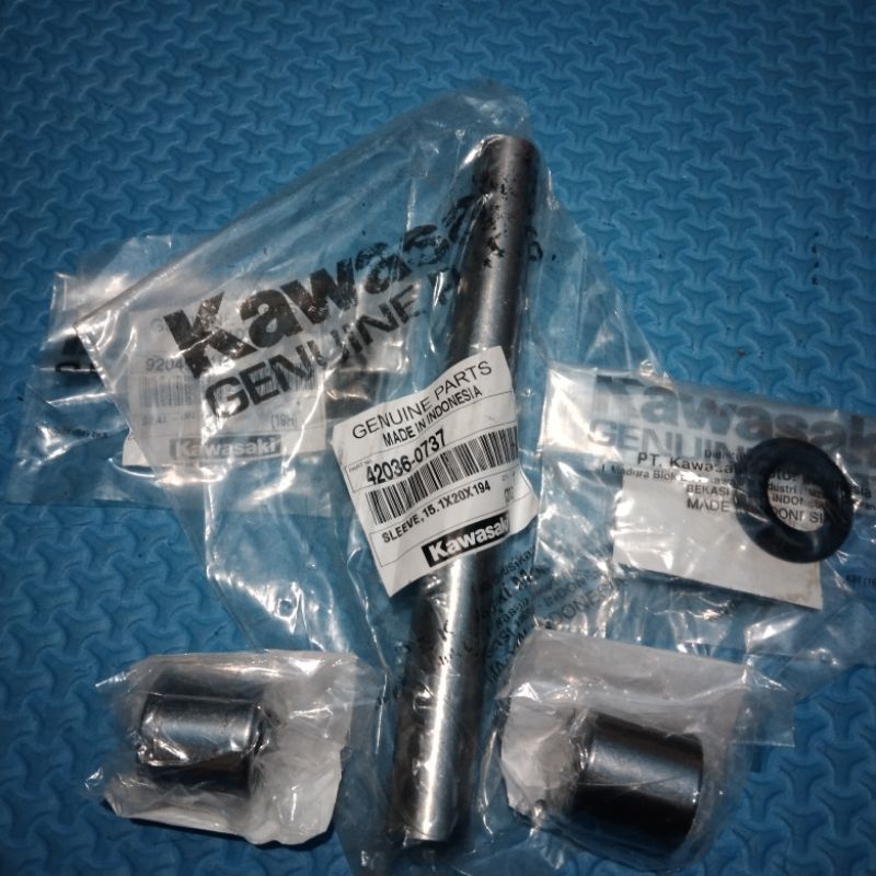 Bos bosh swing arm ninja 150 r rr original Kawasaki 1set