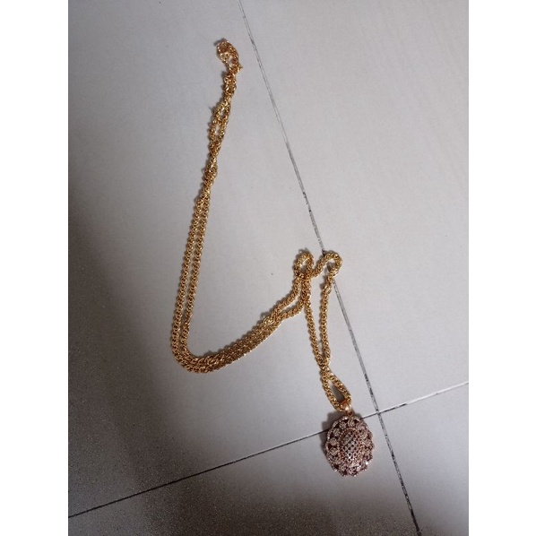 kalung mas