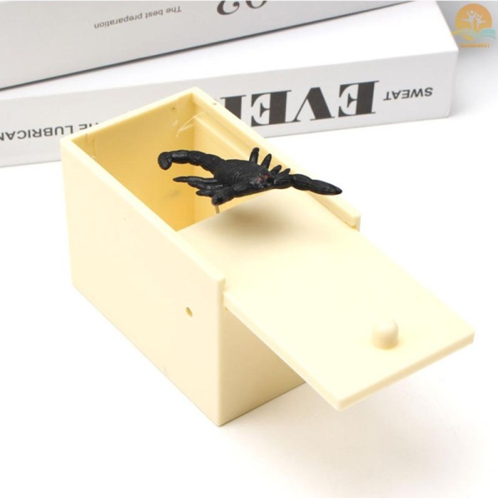 Surprise Prank Toy Animal Spider Scorpion rat Box Wooden Practice Fun