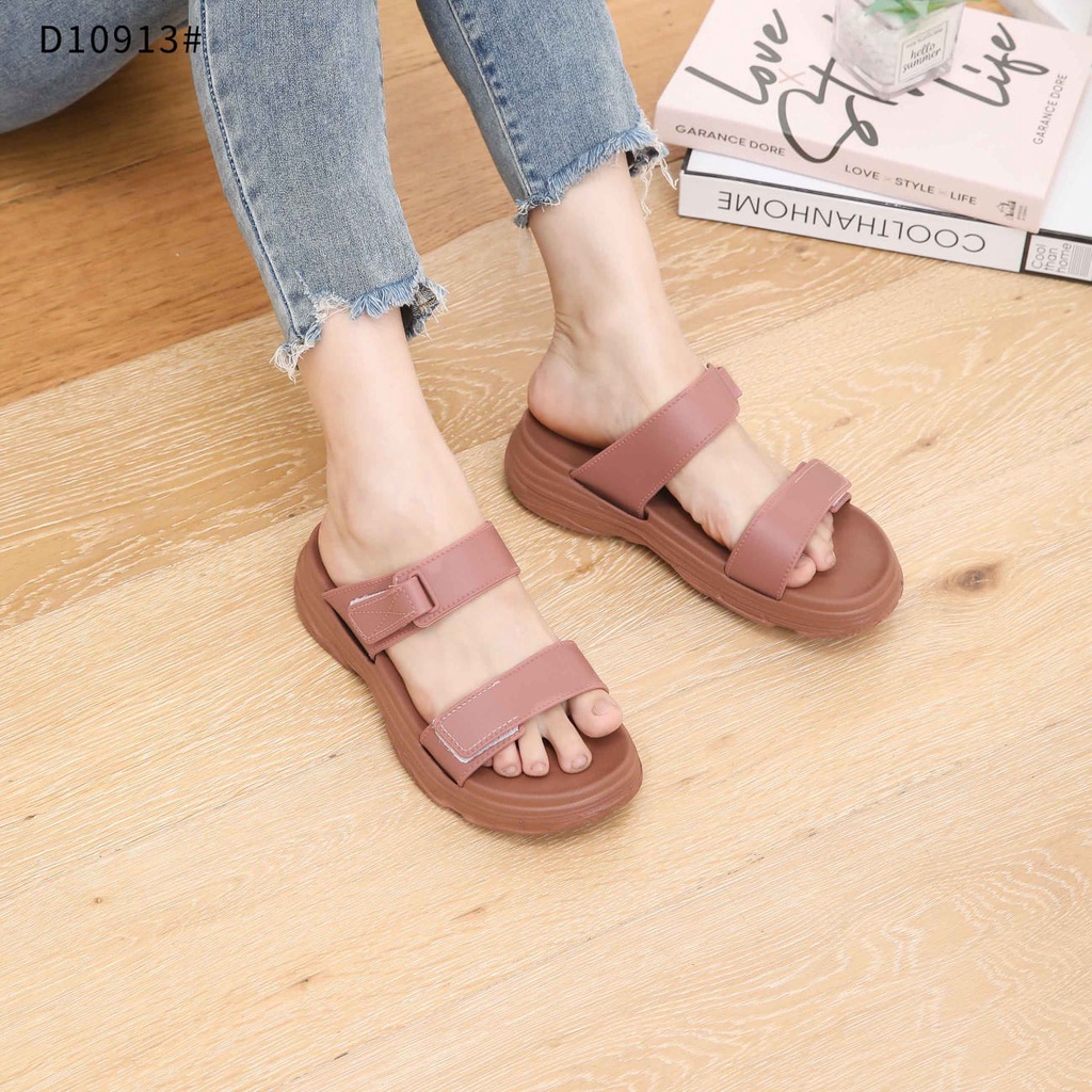 Slippers For Women With Rubber Sandal D10913