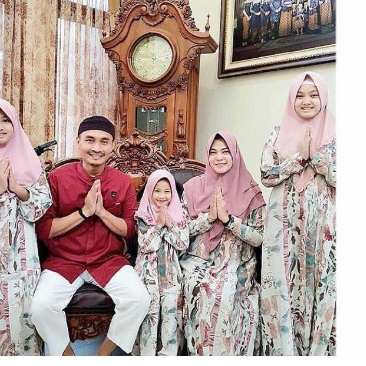 Terlaris Kain chanel silk = maxmara / rm / bahan gamis branded / kain motif meteran / wearing klamby