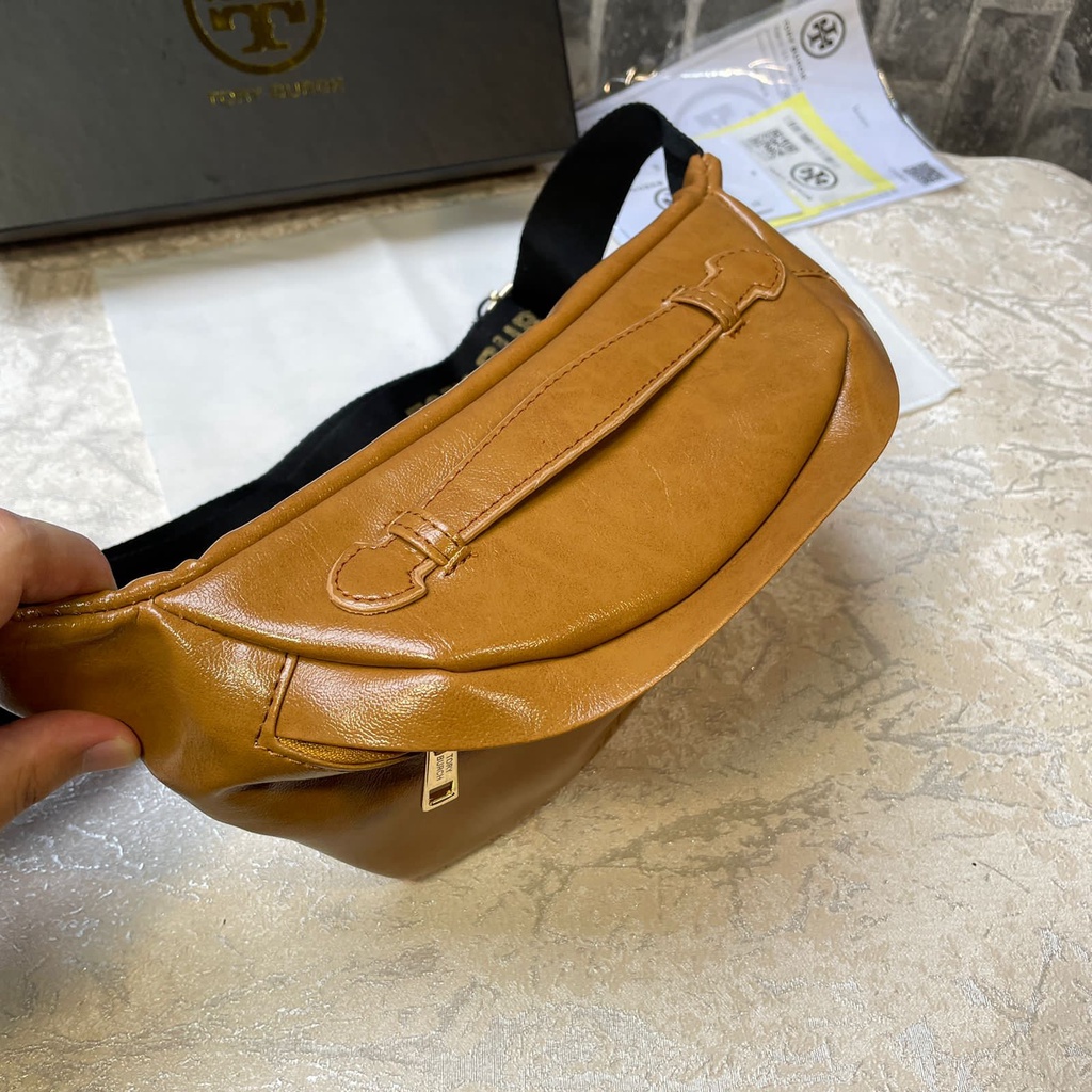 Tory Burch Waistbag / Tas Selempang Kulit Tas Tory Burch Tas Pinggang