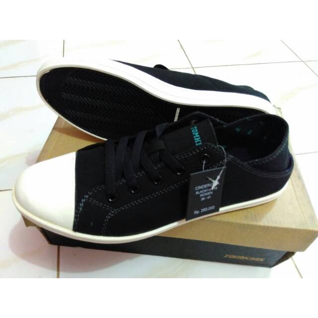 Tomkins size 39...original