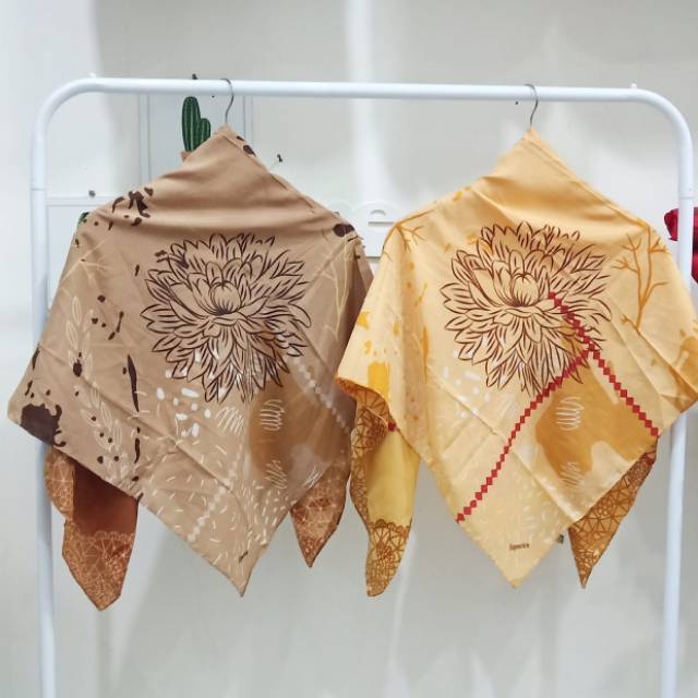 Hijab khimar segi empat signarica motif bunga