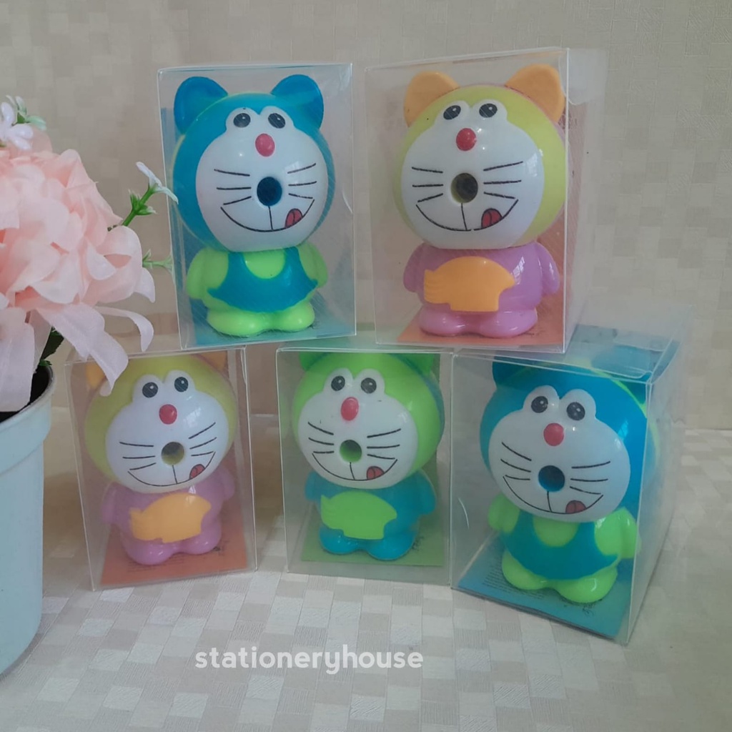 

Rautan Meja Pensil MOTIF DORAEMON / RAUTAN PENSIL / SERUTAN KARAKTER / RAUTAN PUTAR