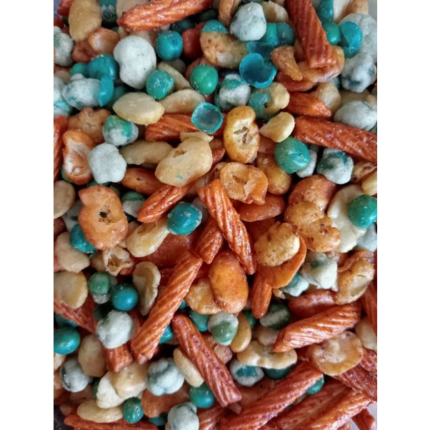 

kacang polong mix/mix nut 250gr