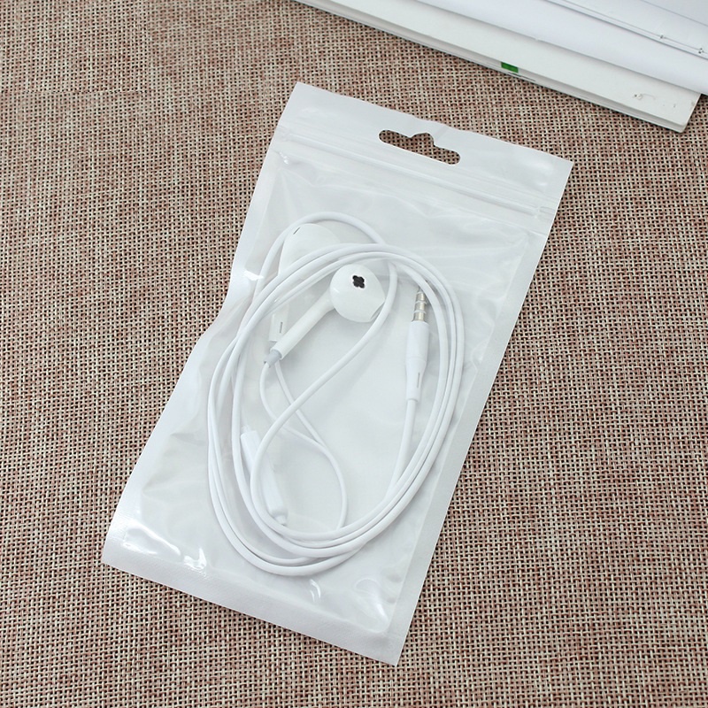 Earphone Kabel Jack 3.5mm Dengan Mic Built-In High Bass