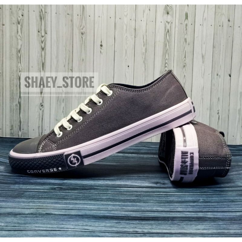 BARU !!! Sepatu pria convers pendek logo timbul/sepatu kasual terbaru/BELI 2 BAYAR ONGKIR 1 KALI