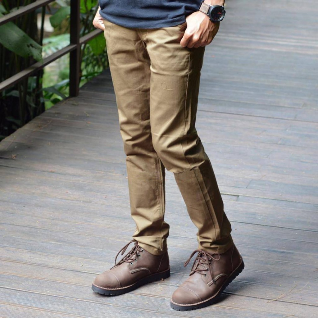 CELANA CHINO PANJANG PRIA Stretch ORIGINAL JH Scott COKLAT CELANA CHINO PANJANG PRIA Stretch ORIGINAL JH Scott COKLAT