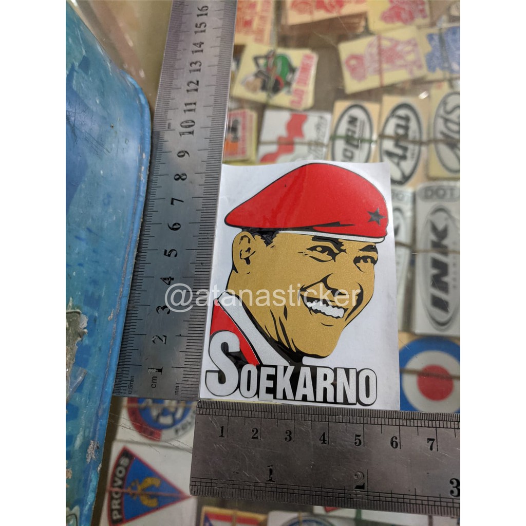 Stiker Cutting Soekarno Baret Merah 6x8,5cm Nyala Reflective Scotlite Fosfor