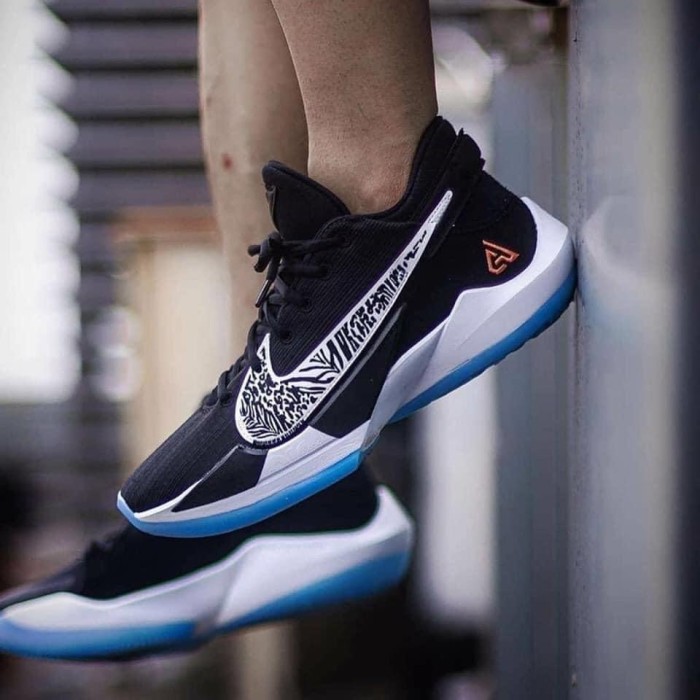 NIKE ZOOM FREAK 2 " Core Black  "